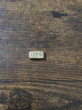 Load image into Gallery viewer, Omega 4-Sided Gold - Focal/Specialty Bead