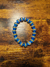 Load image into Gallery viewer, Blue/Gold Tibetan Stripe - Beaded Bracelet