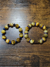 Load image into Gallery viewer, Poodle Prance - Beaded Bracelet Set