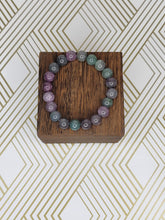 Load image into Gallery viewer, Green & Purple Crackle - Beaded Bracelet