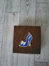 Load image into Gallery viewer, Zeta Charms (various) - Charm