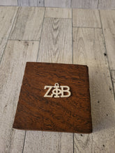 Load image into Gallery viewer, Zeta Charms (various) - Charm