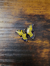Load image into Gallery viewer, Butterfly (various colors) - Charm