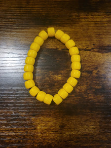 Boxy Matt (yellow or blue) - Beaded Bracelet