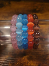 Load image into Gallery viewer, Cat&#39;s Eye (various colors) - Beaded Bracelet
