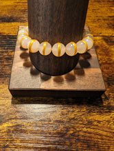 Load image into Gallery viewer, White/Gold Tibetan Stripe - Beaded Bracelet
