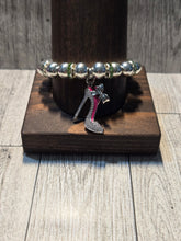 Load image into Gallery viewer, Pink &amp; Green Diva - Beaded Bracelet
