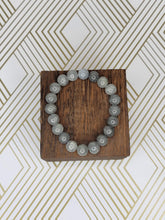 Load image into Gallery viewer, Gray Crackle - Beaded Bracelet
