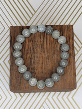 Load image into Gallery viewer, Gray Crackle - Beaded Bracelet
