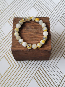 White w/ yellow & black faceted sim. jade - Beaded Bracelet