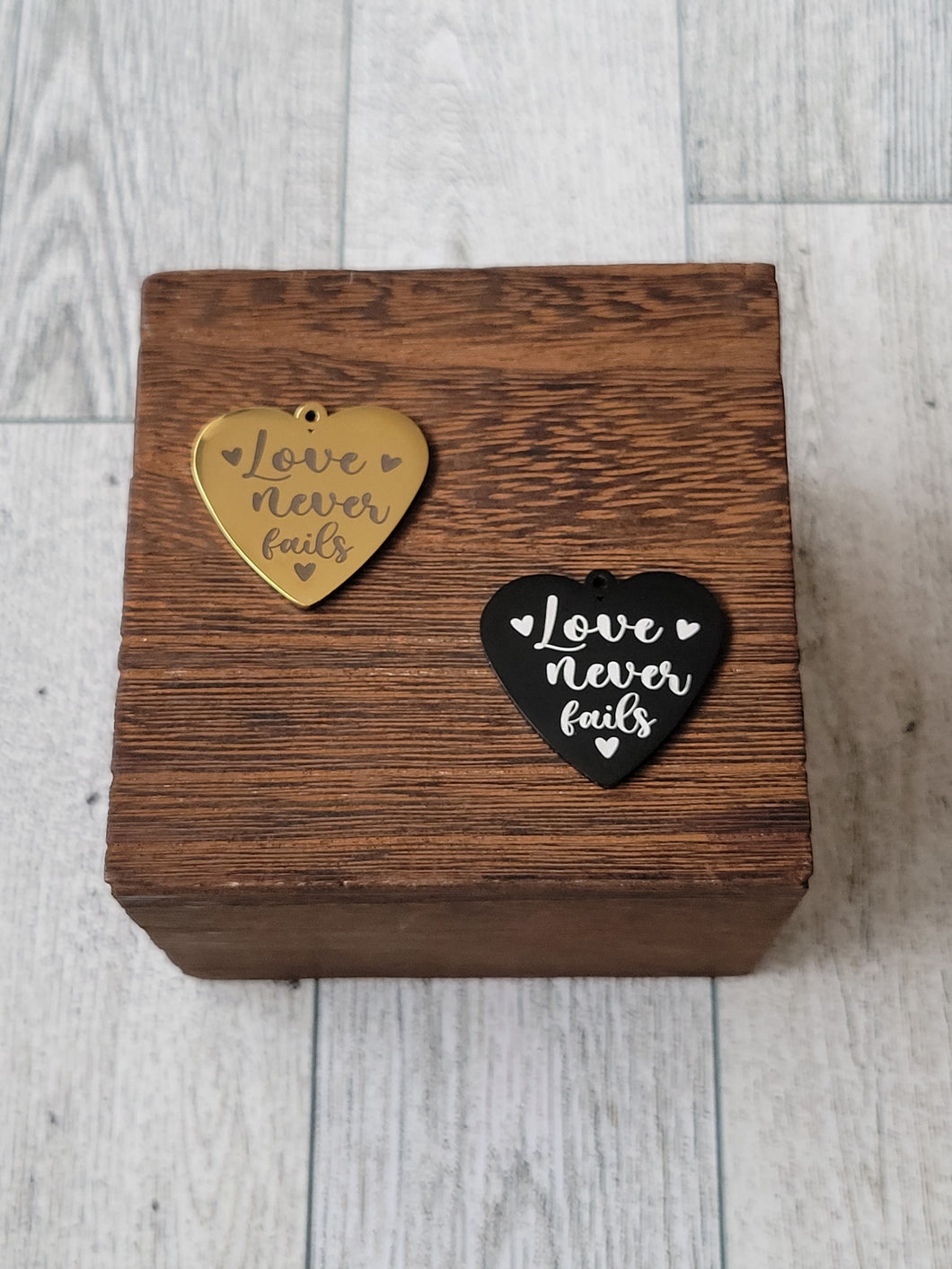 Love Never Fails - Charm