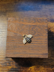 Bee - Charm