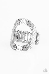 Tour De Contour - Silver - Paparazzi Accessories